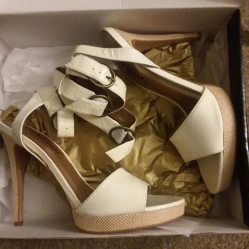 Colin Stuart, white heels